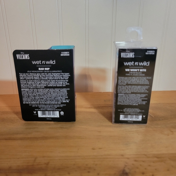 Ursela Villians Jelly Highlighter & Cream Blush! Collectible - Picture 5 of 9